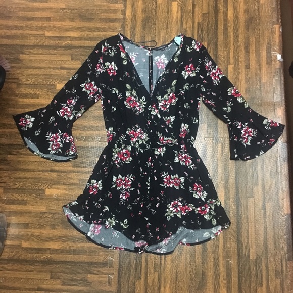 FLORAL ROMPER - Picture 2 of 2